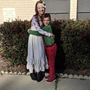 Meet your Posher, Dana